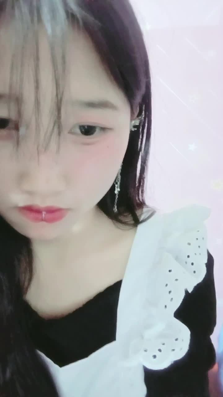 #胡貂妹妹 #清纯 #精选黄播 纯纯的小骚货真的好看！全集视频搞来了都在我的俱乐部里面！欢迎大家加入！想看什么进俱乐部后告诉客服只要有肯定包你满意！！！查看置顶信息进群看全集哦！