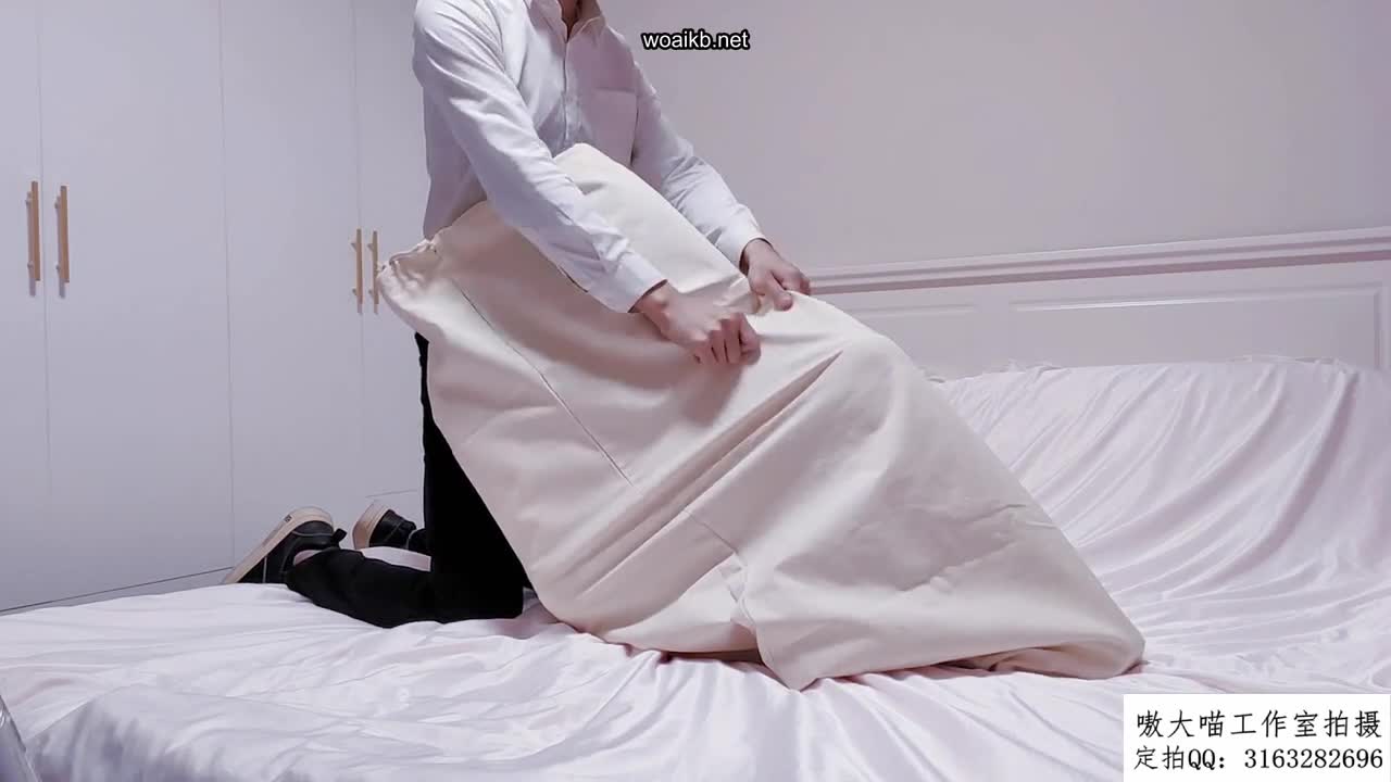 #嗷大喵 #捆绑 #调教 #萝莉 你们喜欢的调教系列又来了！全集视频搞来了都在我的俱乐部里面！欢迎大家加入！想看什么进俱乐部后告诉客服只要有肯定包你满意！！！查看置顶信息进群看全集哦！