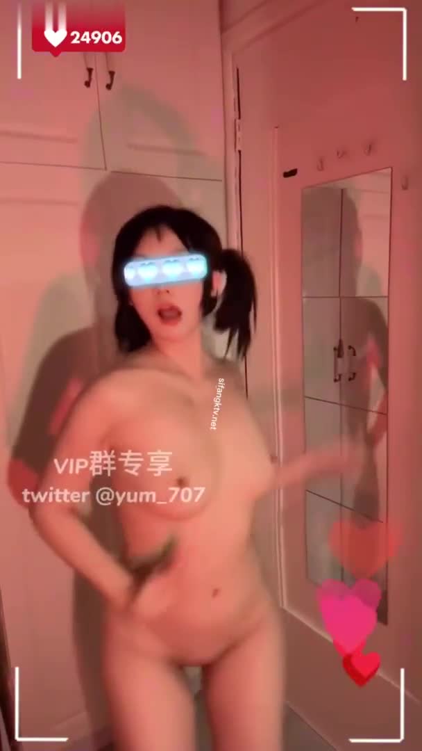 #yum_707 #裸舞 继续继续好看的裸舞就是爽！全集视频搞来了都在我的俱乐部里面！欢迎大家加入！想看什么进俱乐部后告诉客服只要有肯定包你满意！！！查看置顶信息进群看全集哦！