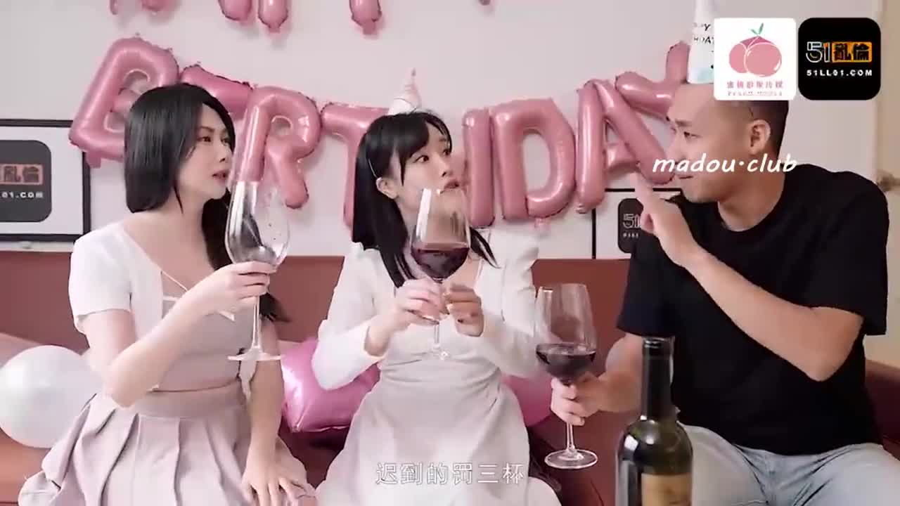 番号: PM091 趁醉酒4p互操老婆闺蜜日期: 2025-01-24标籤: #4P #爆乳 #蜜桃影像 #白虎 #艾悠