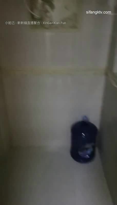 #会所培训师 #精选黄播 #技师 搞点不多见的给大家！全集视频搞来了都在我的俱乐部里面！欢迎大家加入！想看什么进俱乐部后告诉客服只要有肯定包你满意！！！查看置顶信息进群看全集哦！