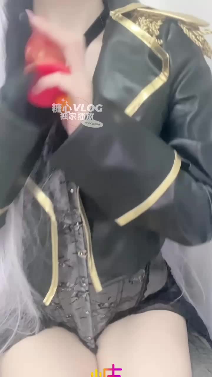 #安安老师 #萝莉 #COS #剧情 很不错的一个coser值得一看哦！查看置顶信息进群看全集哦！
