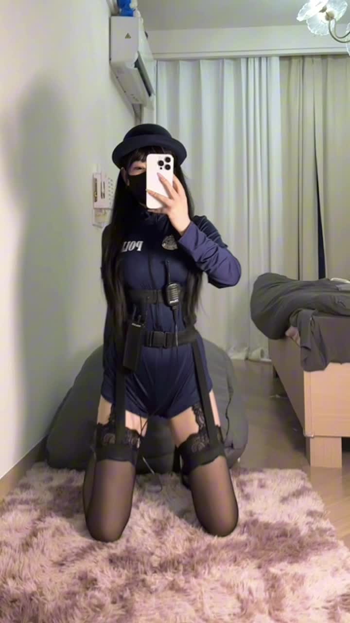 #不要凶小乖 #萝莉 #丝足 #御足 来个好看的丝！各种丝哦！查看置顶信息进群看全集哦！