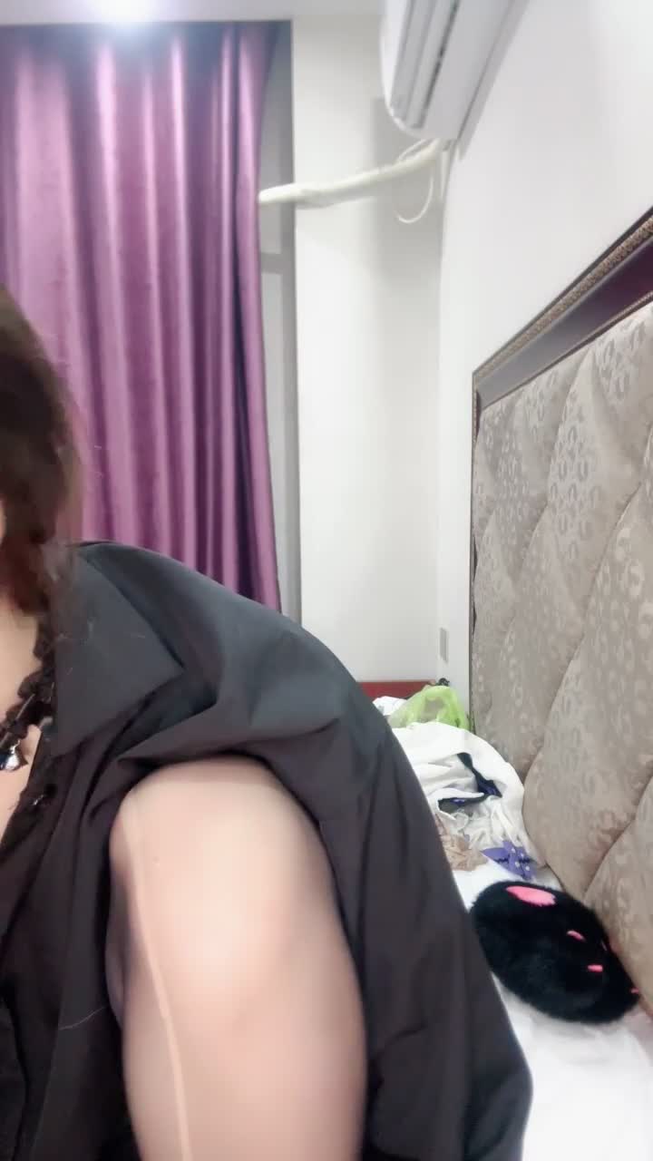 #取悦 #萝莉 #自慰 #精选黄播 #反差 可可爱爱的小萝莉你们的最爱！查看置顶信息进群看全集哦！