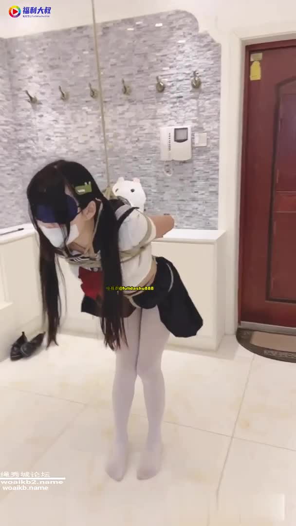 #窒物者 #捆绑 #调教 #萝莉 再来个小萝莉的调教带给大家！查看置顶信息进群看全集哦！