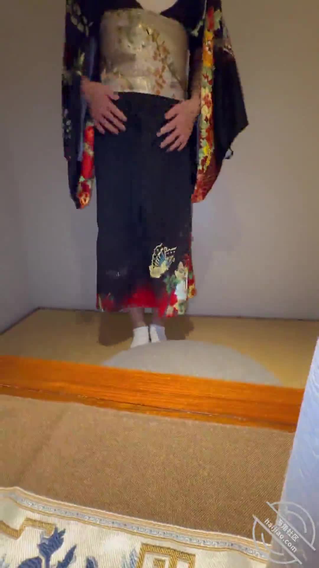 #会喷水的亲姐姐 #乱伦 #御姐 #母狗 #反差 叫道理这种姐姐请给我分一个好不好很急！查看置顶信息进群看全集哦！