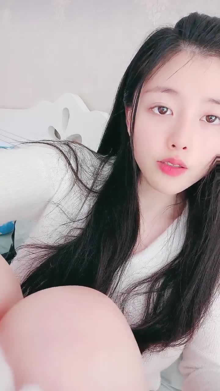 #熙颜 #颜值 #反差 #绿播下海 #精选黄播 群友想看的好看的小姐姐哦！一共37个视频！剩余已发大神群！查看置顶信息进群看全集哦！
