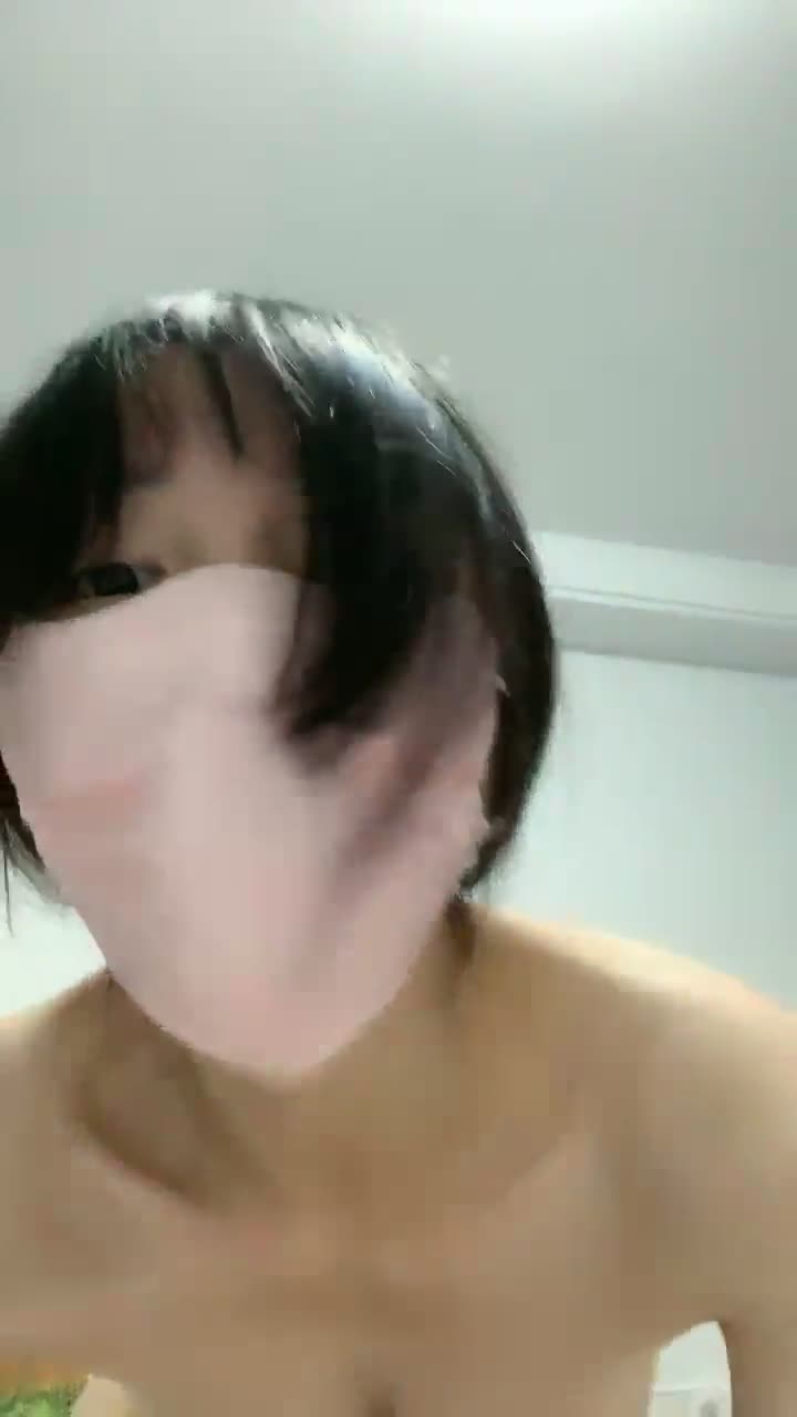 #大屁股猪猪 #精选黄播 #反差 来点好看的黄播吧！一共29个视频！剩余已发大神群！查看置顶信息进群看全集哦！