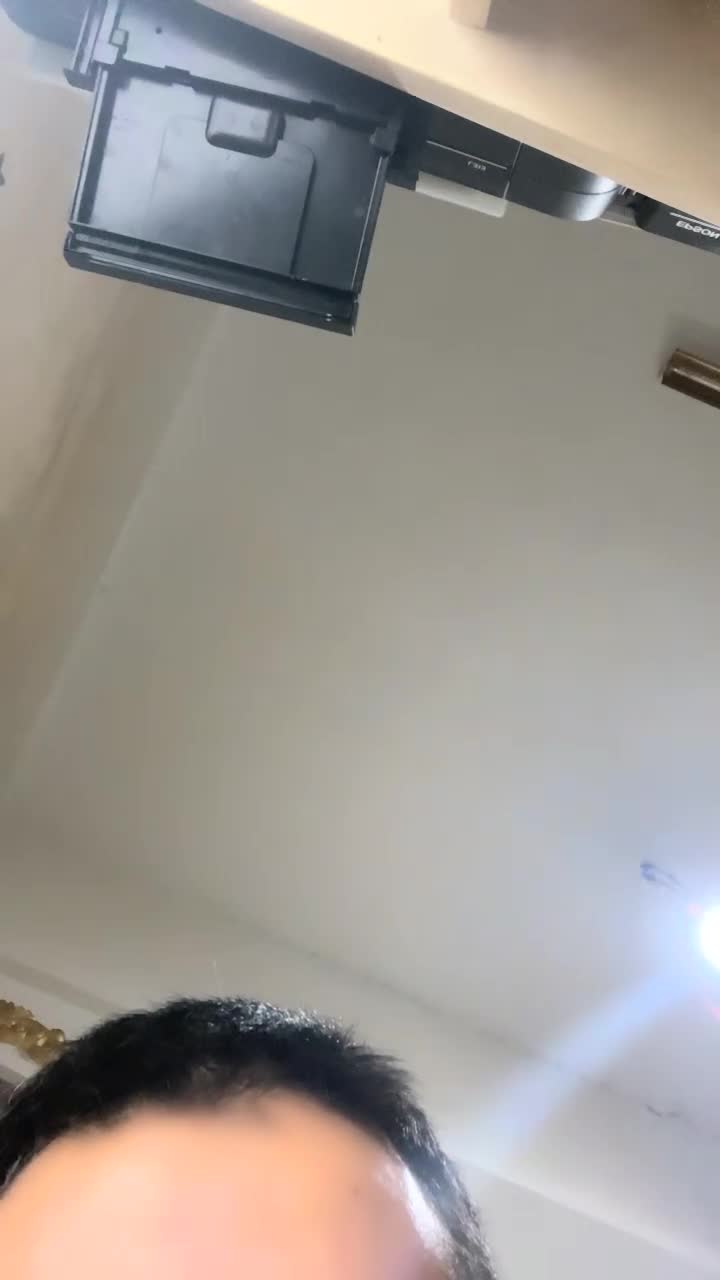 #情趣模特拍摄现场 #片场 #白嫖 #摄像师 服了这个系列太经典了！一共53个视频！剩余已发大神群！查看置顶信息进群看全集哦！