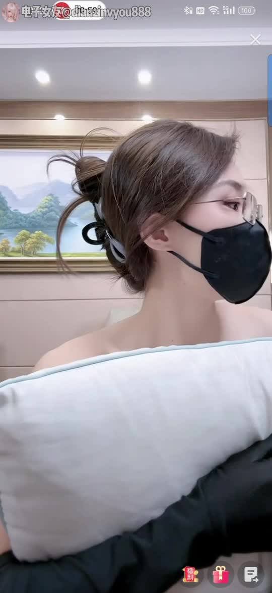 #赵清妍 #骚舞 #反差 #黑丝 就说你们喜不喜欢！一共46个视频！剩余已发大神群！查看置顶信息进群看全集哦！