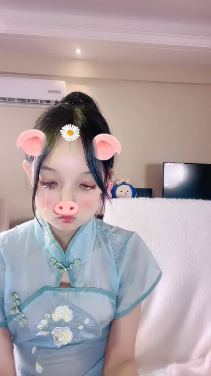 #鬼鬼啊 #跳蛋 #裸舞 #精选黄播 #可爱 之前发过又来了一点新的就先发了吧一共5个视频！剩余已发大神群！查看置顶信息进群看全集哦！