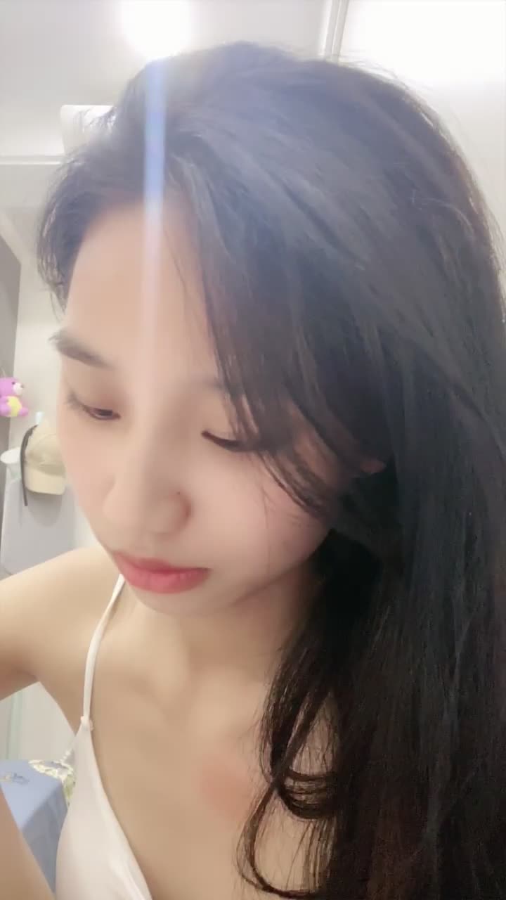 清纯校花【是雪儿吖】边扣边操干出痛苦面具 含泪狂撸