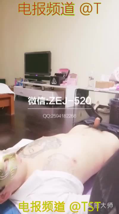 #黑丝 #四爱人妖 国产四爱人妖女王调教榨精-女王黑丝美足足交-道具虐乳会员群资源数量以及类型我要加入会员群