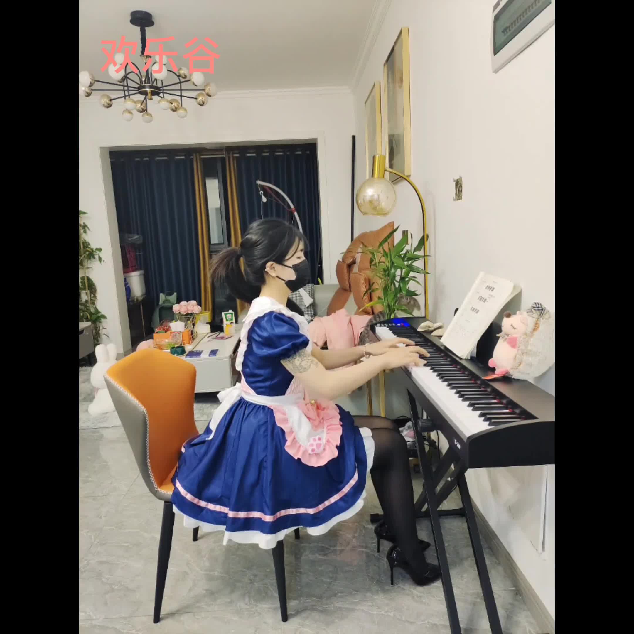 #欢乐谷 #捆绑 #调教 #可爱 罪过啊既然之前发的不是全集！只能补全了一共70个视频！剩余已发大神群！恢复更新！优惠会持续一段时间的！查看置顶信息进群看全集哦！
