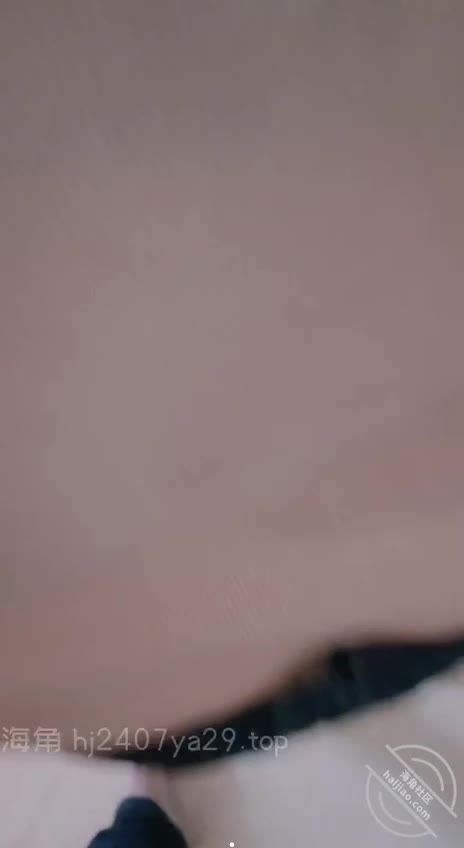丈母娘大屁股被操到底，骚逼求快，鸡巴进出视觉享受 #熟女乱伦点击观看内部稀有视频