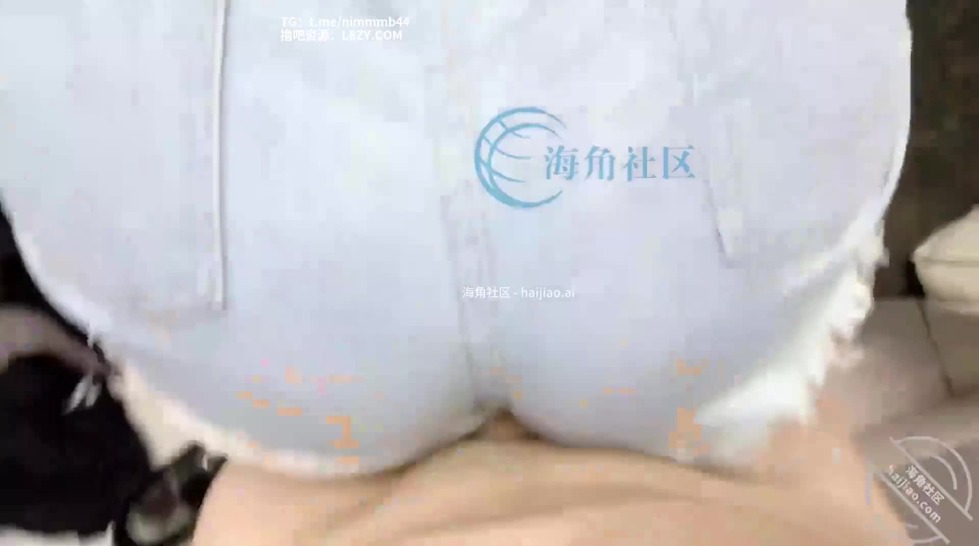 舅妈骚穴湿滑，肉棒抽插白浆附蛋，淫荡场景爽到射精 白浆 湿滑 #熟女乱伦 点击观看更多视频