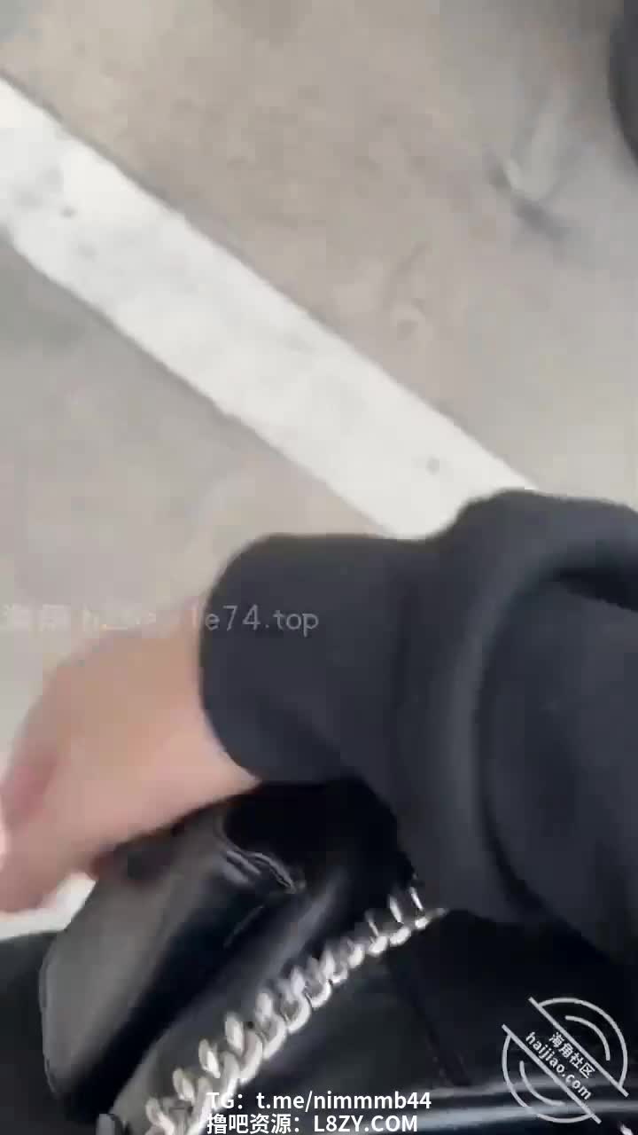 美容少妇被操开新世界，羞耻下贱感爽翻，肉棒猛插欲仙欲死 美容 下贱 #熟女乱伦 点击观看更多视频