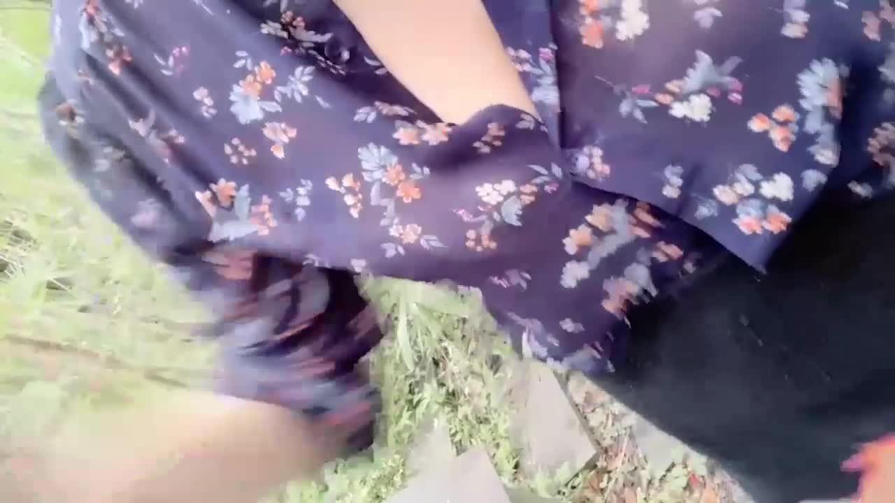 爆乳熟女公园野战，包臀裙掀开后入，口交换姿操到榨干！ #熟女乱伦