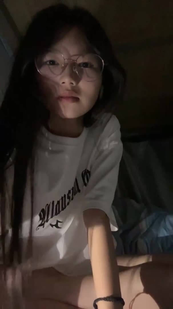 #学生在宿舍自抠