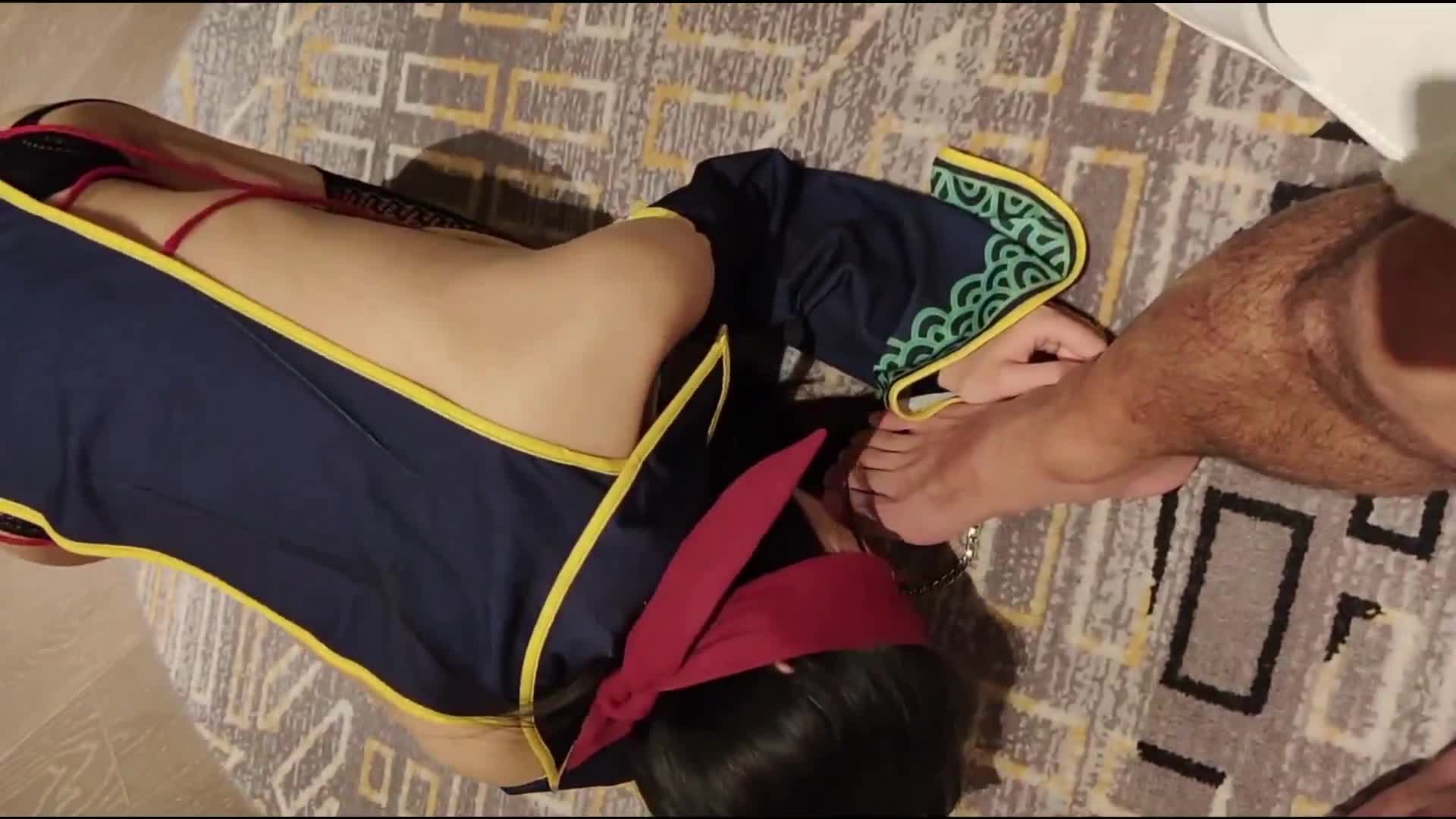 #女奴 #反差 #萝莉 #学生 三个超级反差小萝莉被主人调校成小母狗，一个视频，三种满足点此查看更多