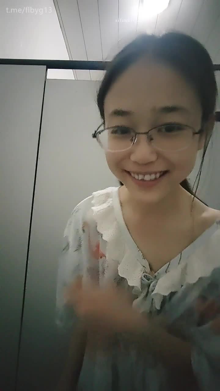 #熙平平 #主播 #反差 学校厕所家里自慰速游VPN跑满千兆只做最快