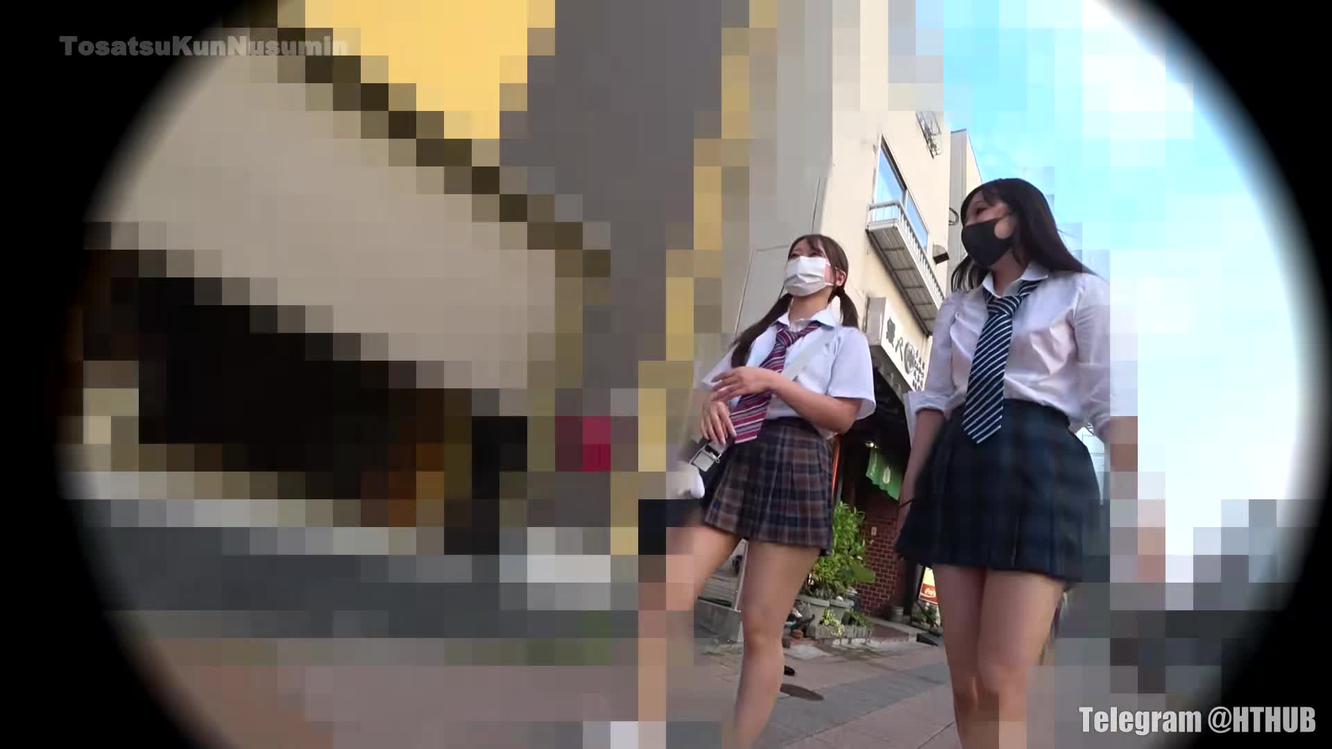 #尾行 站撸JK学生姐妹花点此查看更多