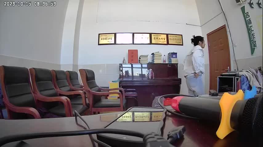 #吃瓜点此查看更多