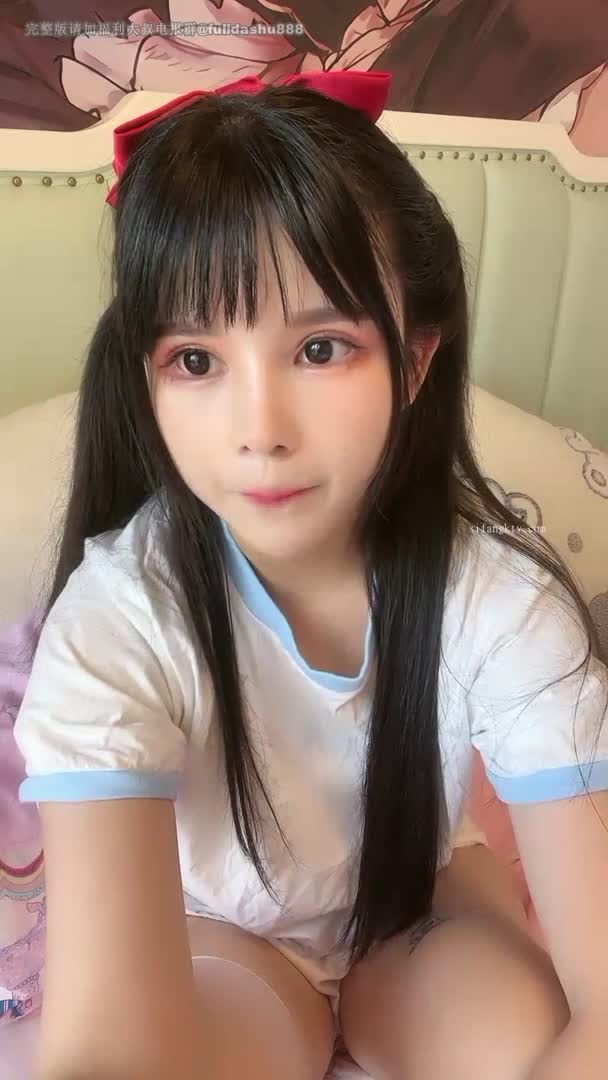 #抖音 #推特 #半糖 #小九酱 #小九 #小九是猫猫呐 #白丝麦兜童颜巨乳反差婊 制服丝袜cosplay，露奶 自慰以前 推特作者 也玩抖音 抖音发正常的twitter发不正常的 那时候是真的看的反差 后面开始黄播 现在好像已经退网了这个我是真的喜欢点此查看更多