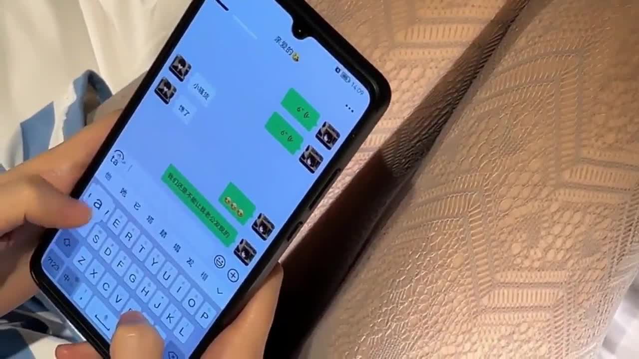 内容剧情劲爆！泄密高清记录约炮，网红被操的高潮不断 嗲声嗲气的淫叫
