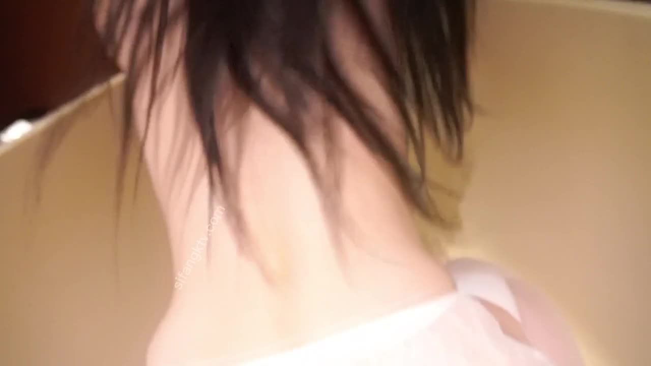 秀人极品网红『周于希』最新顶级大尺度剧情 巨乳摇晃 紫薇跳蛋点此查看更多