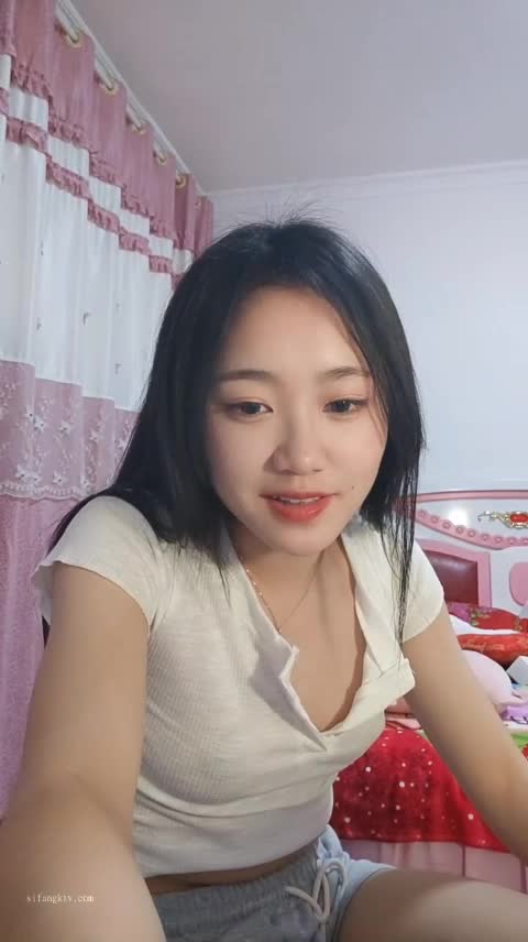 #顶点 这么甜美又闷骚的女孩谁能不爱呢 极品学生妹妹【顶点】速游VPN跑满千兆只做最快