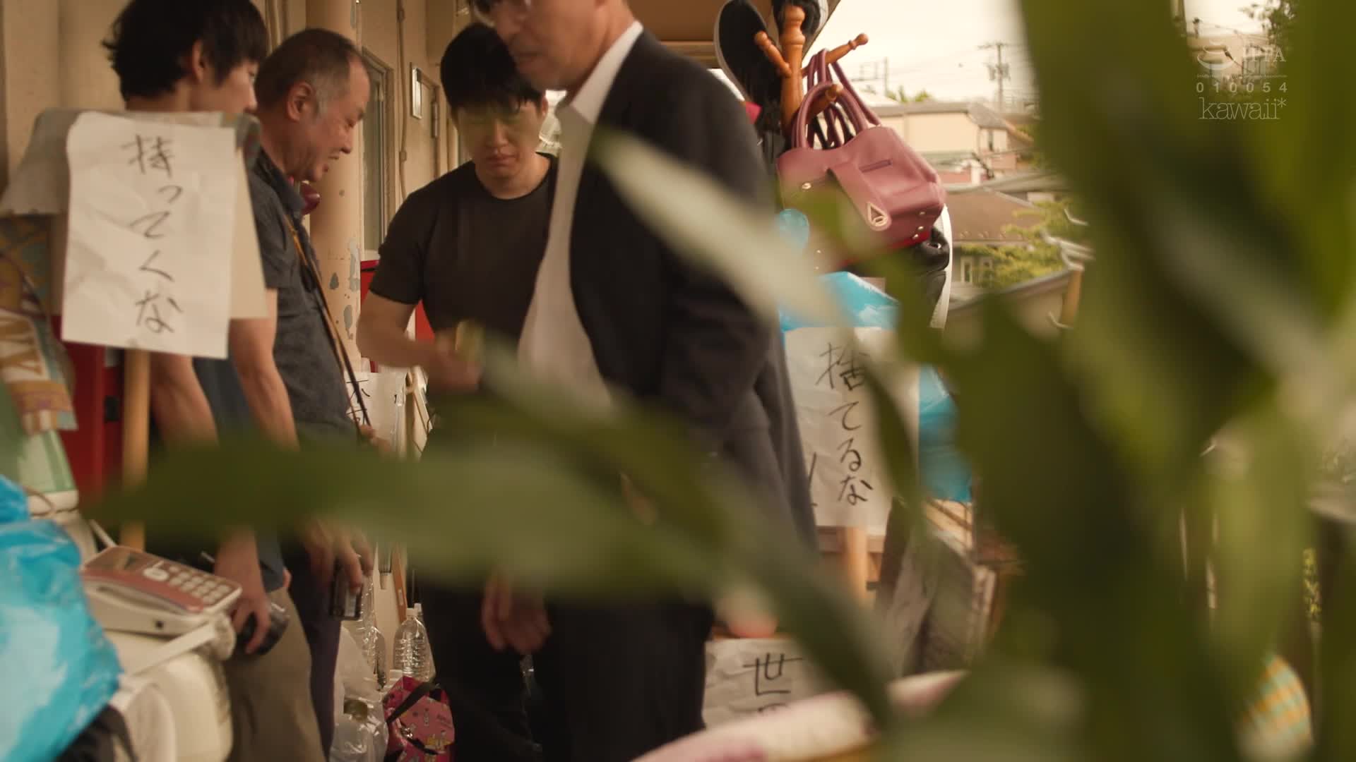 片名： CAWD-590 制服女高中生被飘着恶臭的垃圾屋大叔连续中出51发…演员： #栗宫双叶标签： #制服 #高中女生 #巨乳日期： 2023-12-05磁力： magnet:?xt=urn:btih:3D080C5FA4BF80EC36EF22DC68E981B6F40D37F5点此查看更多