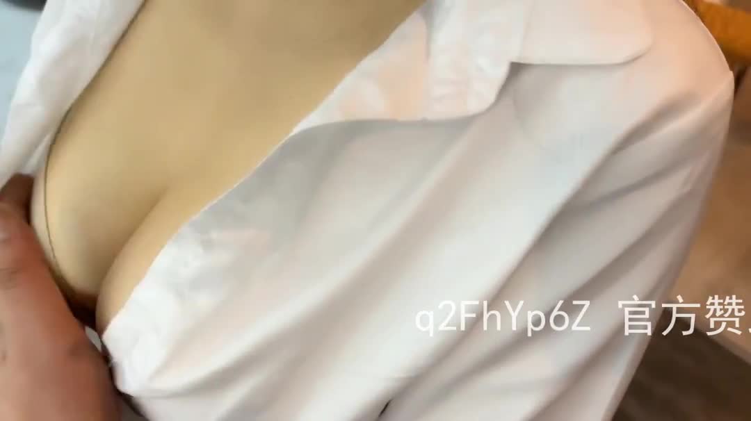 私立学校语文老师和学生家长偷情视频流出！