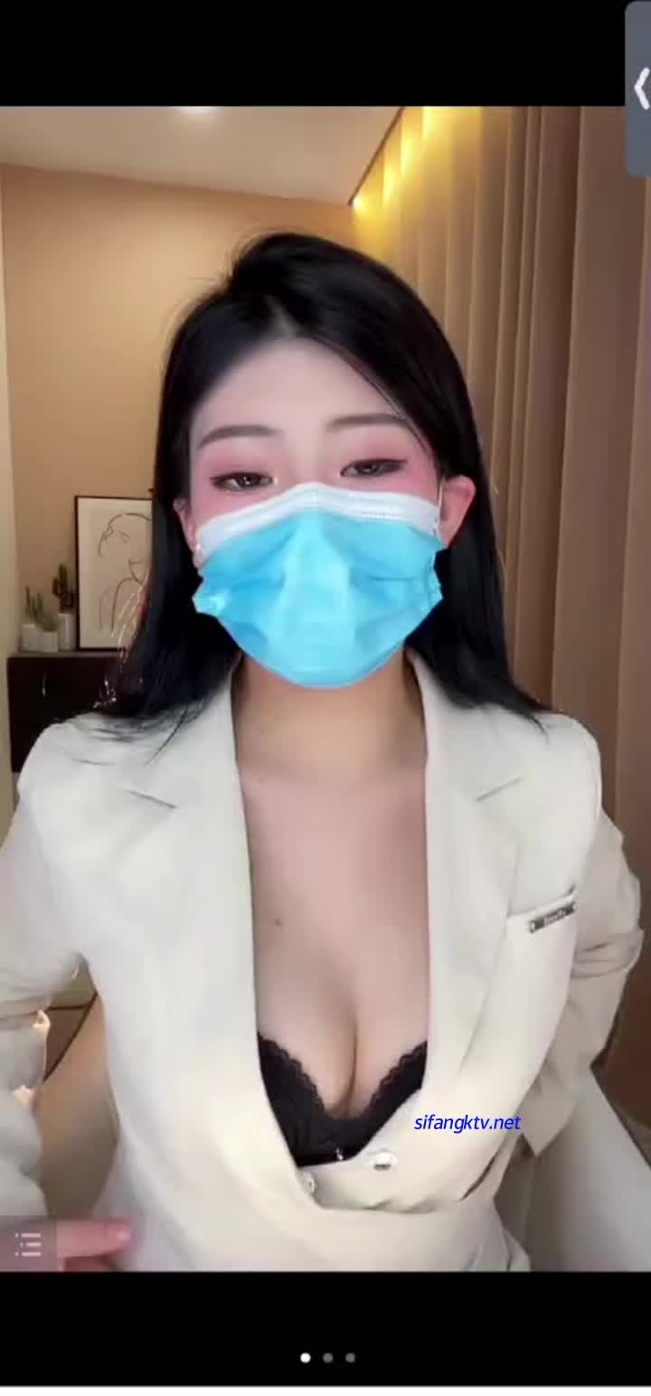 #网红 抖音女神『莉莉安』 一对超顶的奶子