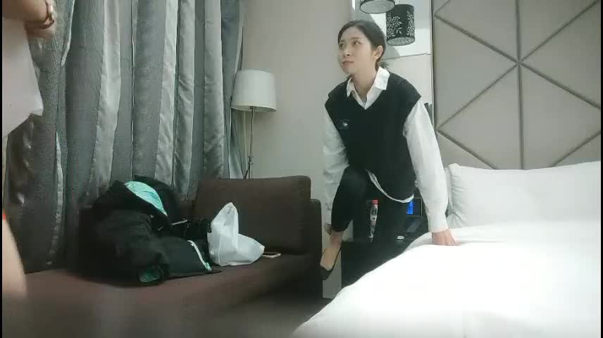 清纯校园女神，万众期待呼声很高，近景口交，69，粉嫩鲍鱼，后入啪啪插，今夜注定终身难忘 #探花 #女神 #御姐