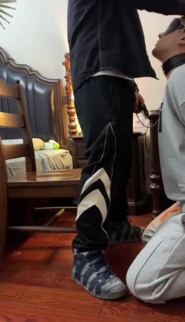 #吃瓜，抖音网红，华呆呆，调教视频 男男口交完整资源点此查看更多