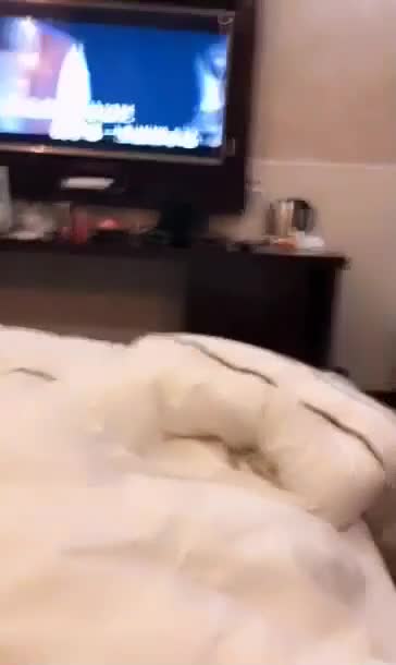 【百度云泄密流出】大二小伙和清纯女酒店开房 “哎呀你轻点”完美露脸 #反差 #泄密 #百度云点此查看更多