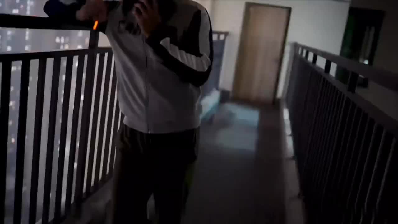 国产剧情入室强奸两个警花