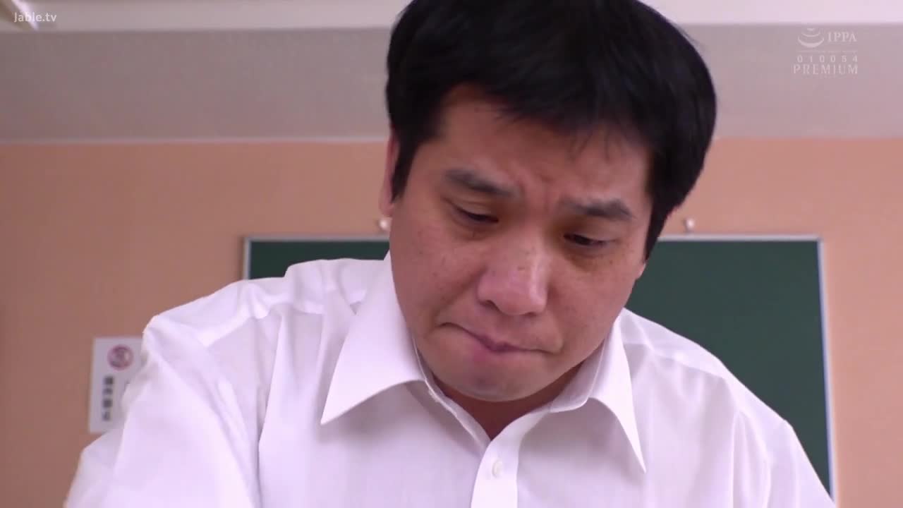 PRED-175 我会保护你不受欺负，放学后你要做我的性奴隶。深田咏美 #主奴调教 #制服诱惑 #角色剧情 #少女 #巨乳 #校服 #短髮 #痴女 #调教 #眼镜娘 #男M #脚交 #学校 #图书馆 #乳交 #深田えいみ点此查看更多