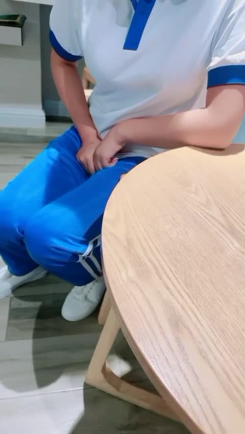 #学生妹 #制服 #学生 #嫩妹 极品学校清纯高中生妹子破处内射点此查看更多