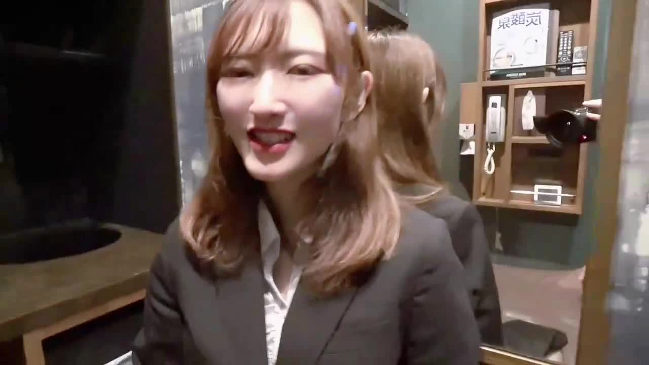 甜美邻家小美眉，高质量fc2系列无修正流出！一线天粉逼