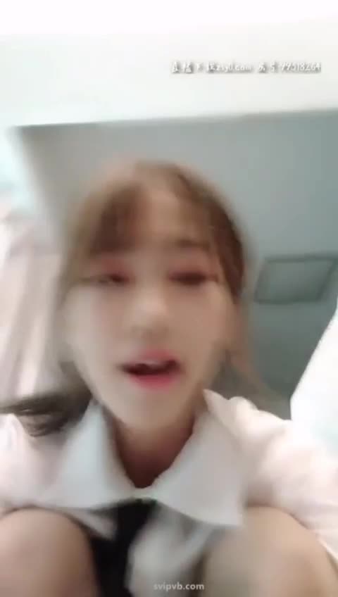 萝莉｜裸舞｜网红抖音网红 比奇堡名媛19岁，高颜值，贫乳，处女（自称），逼已黑，感觉发育不良、在妲己直播的时候还被妈妈发现被妈妈骂了点此查看更多