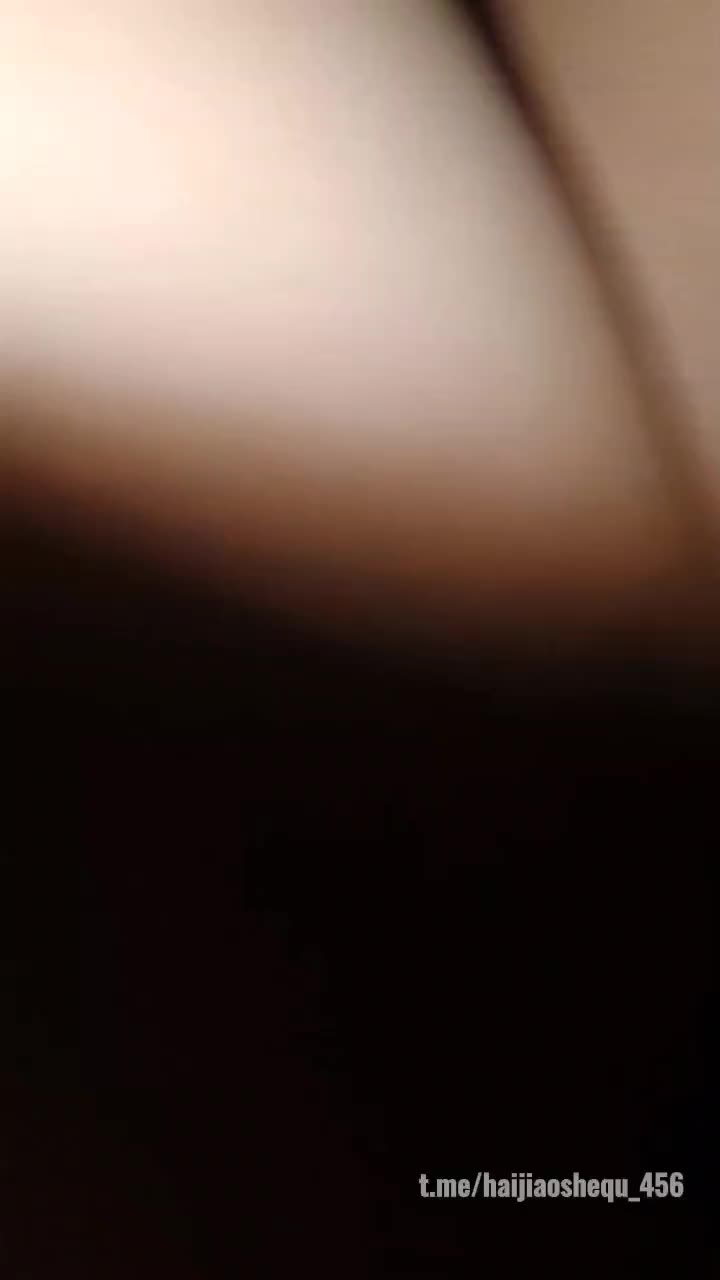 原创又攻一城女儿同学也是个小骚货，没想到从六年级就开始自慰了 2751网站网址 692332#少女体验所父女 乱伦 萝莉 高中生看置顶免费进入福利频道可以看到完整版视频点此查看更多