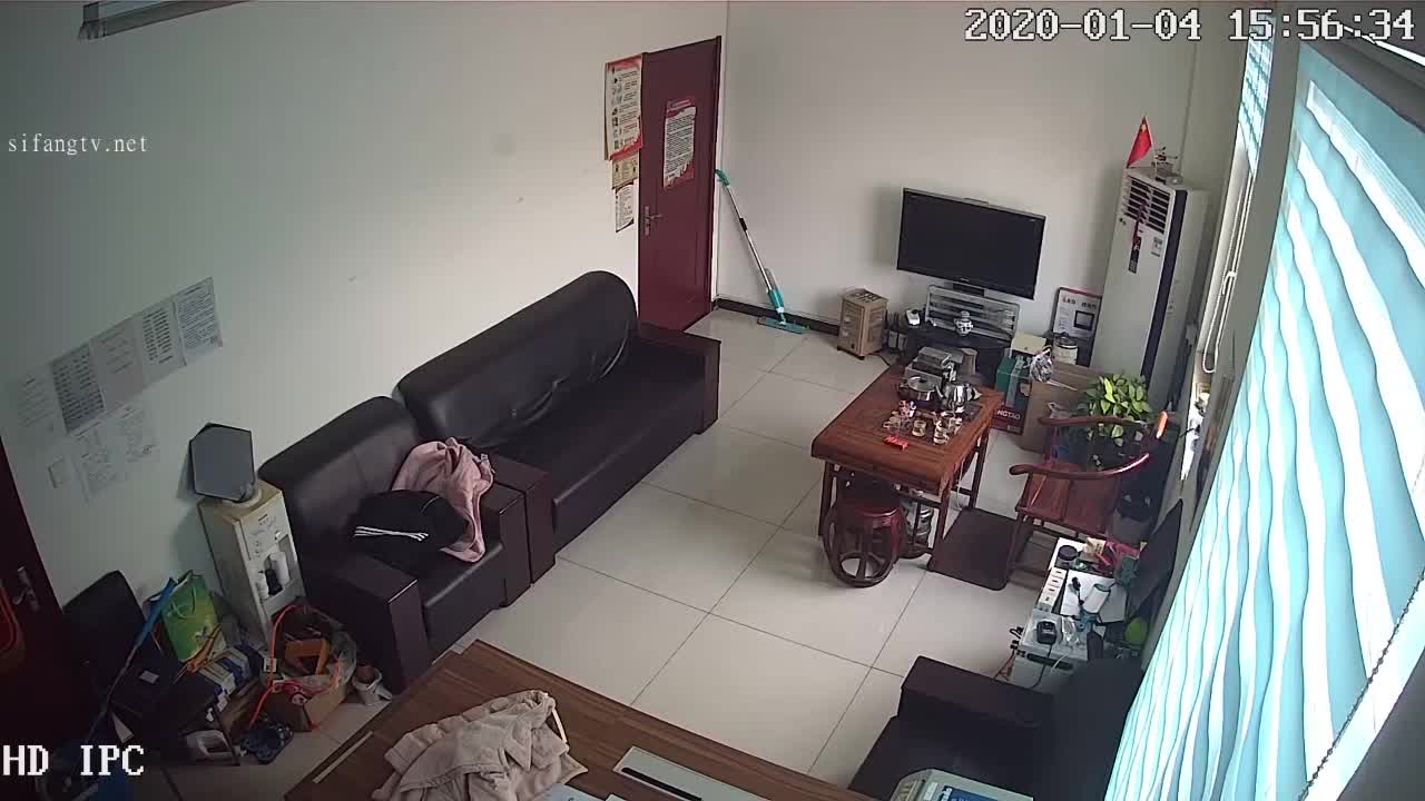 『第一色』好赌少妇欠网贷肉偿还利息被小鸡鸡经理扑倒在沙发上干 #少妇#少妇️️体育专区-【足球精彩时刻】️️