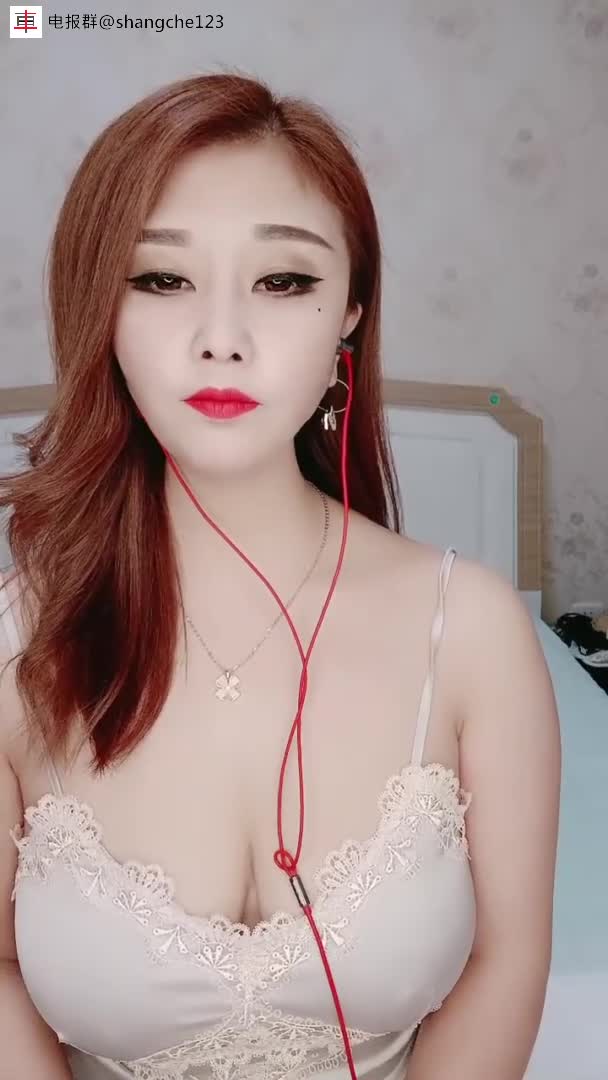 [熬夜咖喱饭] 巨乳熟女️️点点关注不迷路-【金牌中转站】️️