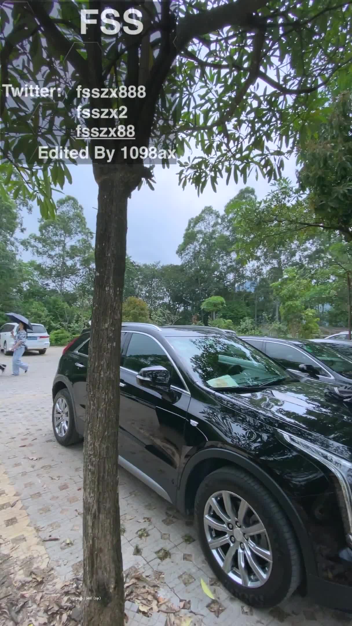 国内露出届数一数二的人物露出网红冯珊珊FSS合集萝莉｜裸舞｜网红点此查看更多