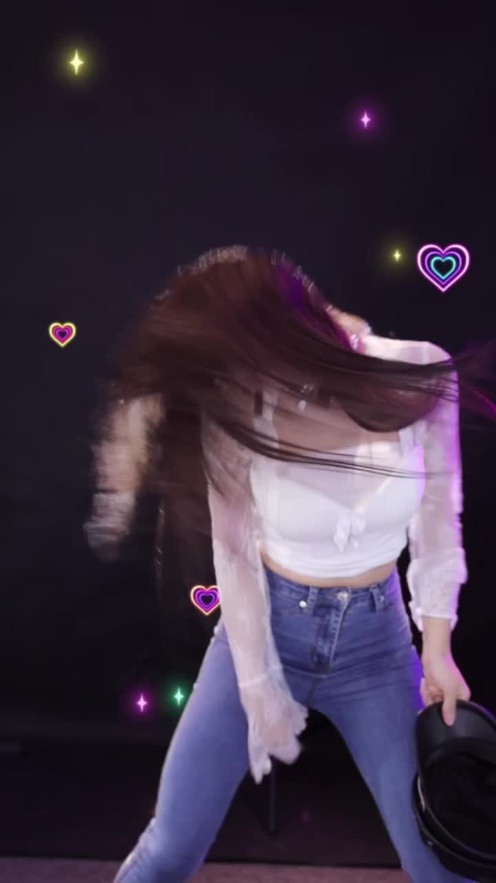 #抖音 #姜妍妍 姜妍妍点此查看更多