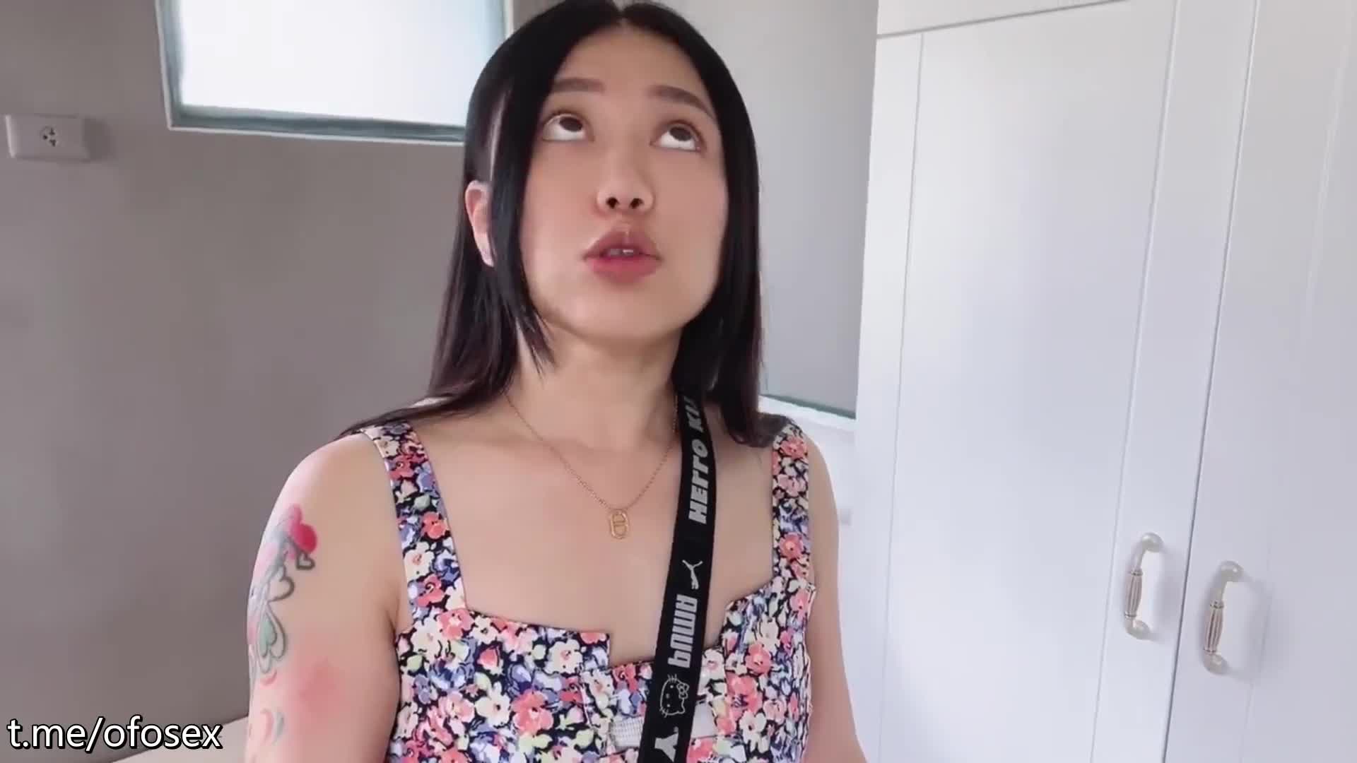 超颜值极品台湾网红名媛反差美少女〖Daisybaby〗私拍福利 口交吃鸡颜射口爆激情啪啪 萝莉嫩妹子陶醉在性爱的快感中点此查看更多