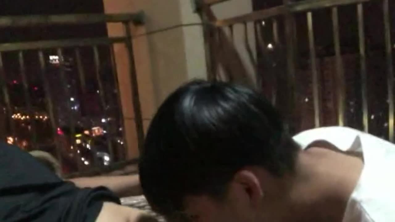 大鸡巴大叔无T开苞喜叔的高中生！点此查看更多