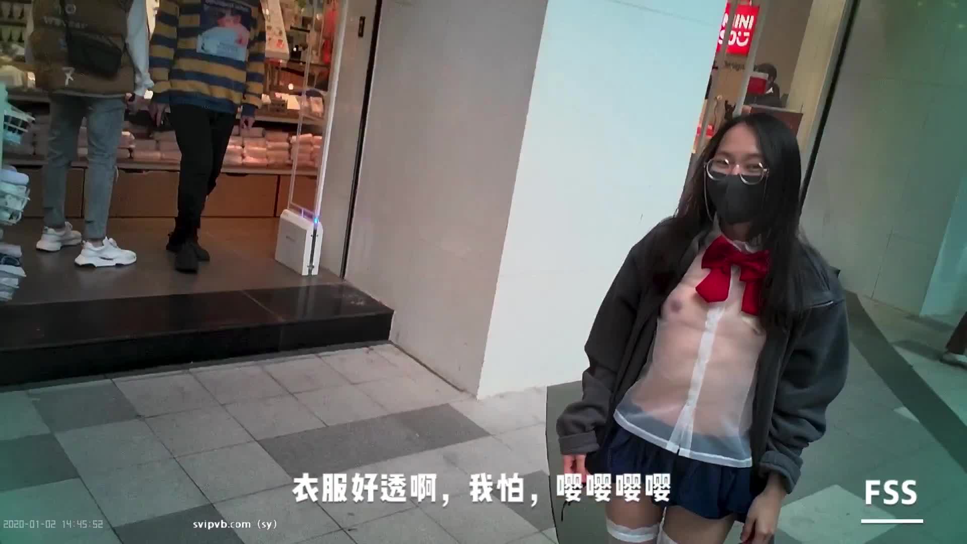 国内露出届数一数二的人物露出网红冯珊珊FSS合集萝莉｜裸舞｜网红点此查看更多